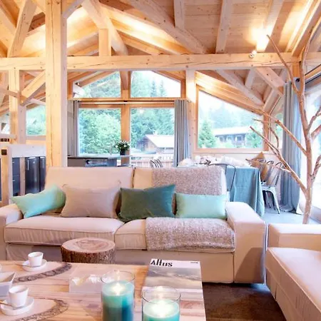 Chalet Sainte-foy-l'argentiere Chalet Sleeps 50 Wifi