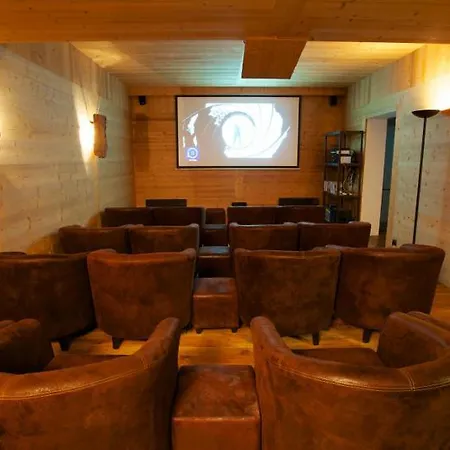 Sainte-foy-l'argentiere Chalet Sleeps 50 Wifi Chalet Chamonix